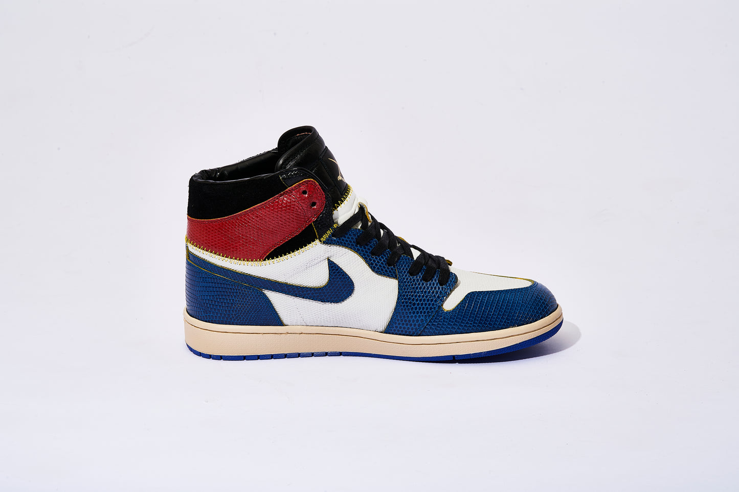 GLS-AJ1-012/LA BLUE LUX