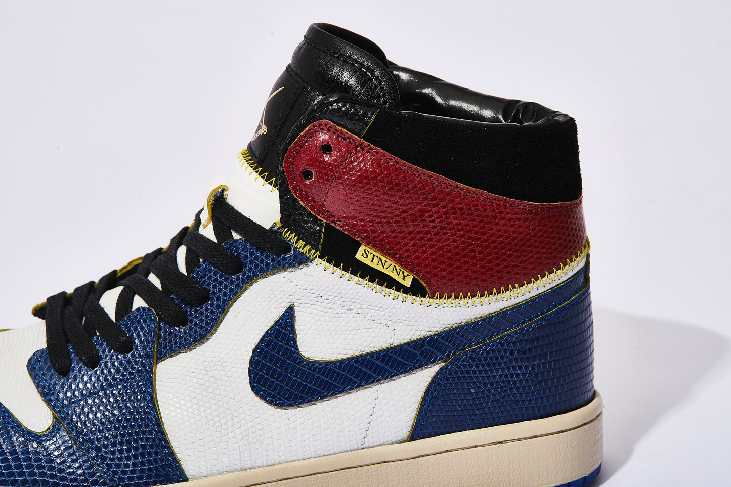 GLS-AJ1-012/LA BLUE LUX